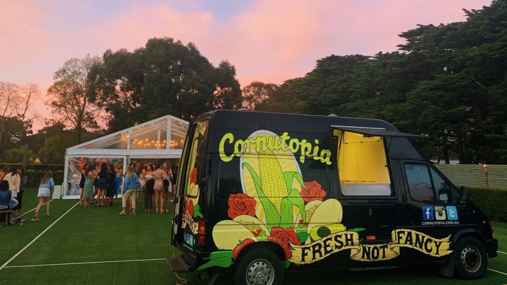 FOOD TRUCK HIRE FOR WEDDINGS: UNIQUE CATERING THAT GUESTS LOVE