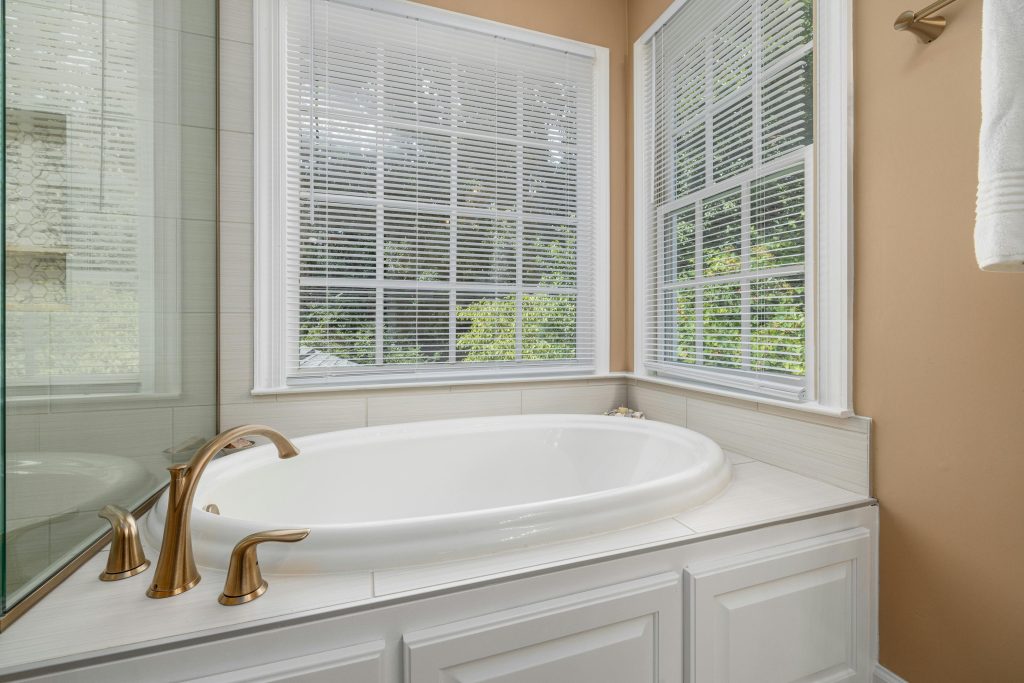 Bathroom Remodel Bathtub Installation Tips and Tricks