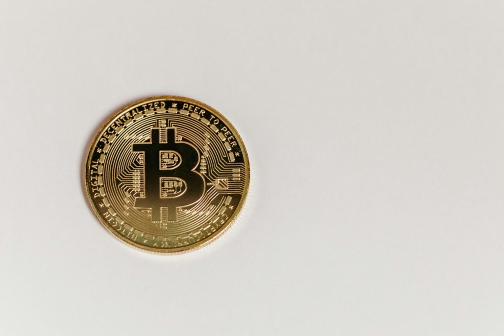 Altcoin News Predictions: Expert Views on the Next Big Breakout